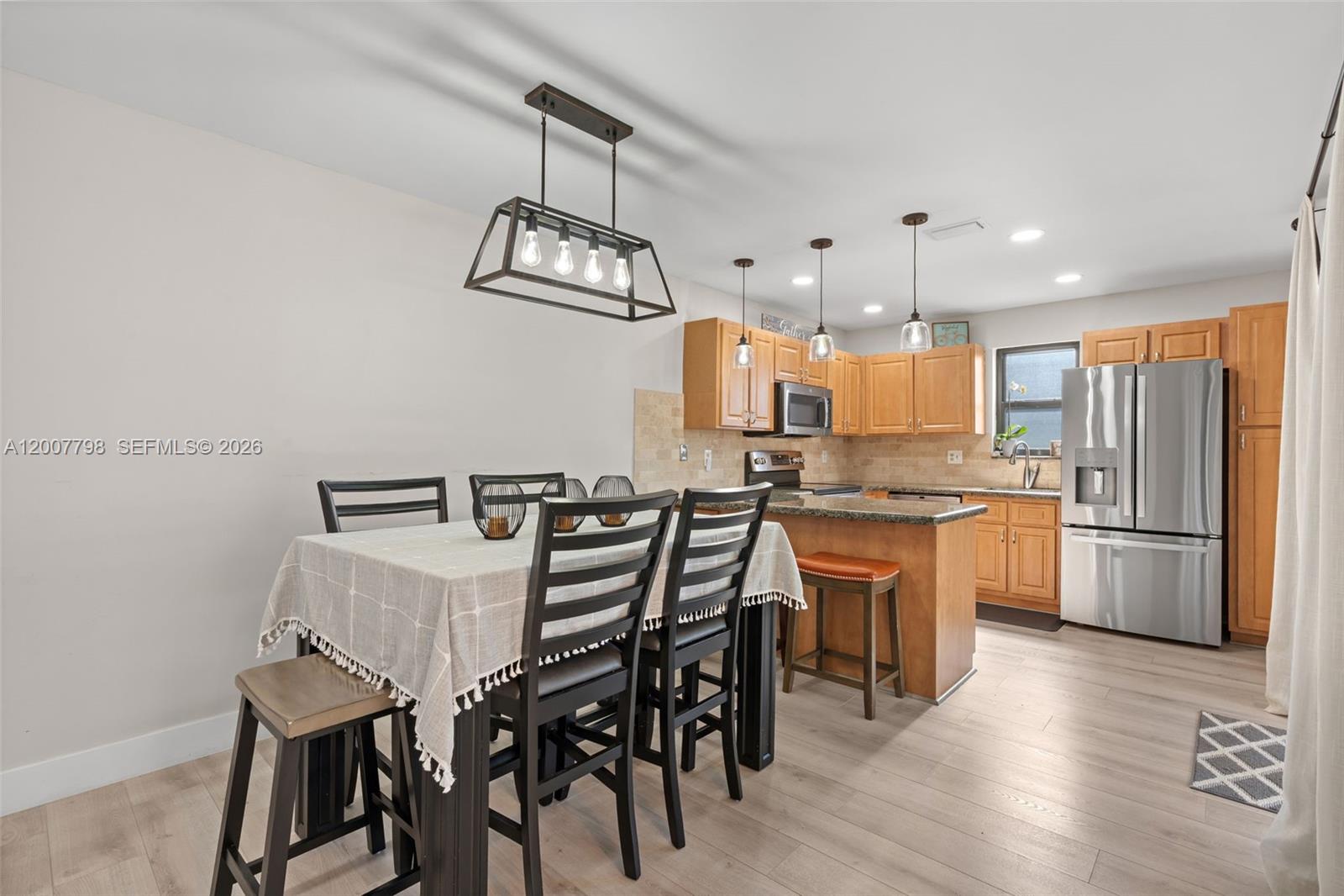 PARKSIDE - Residential