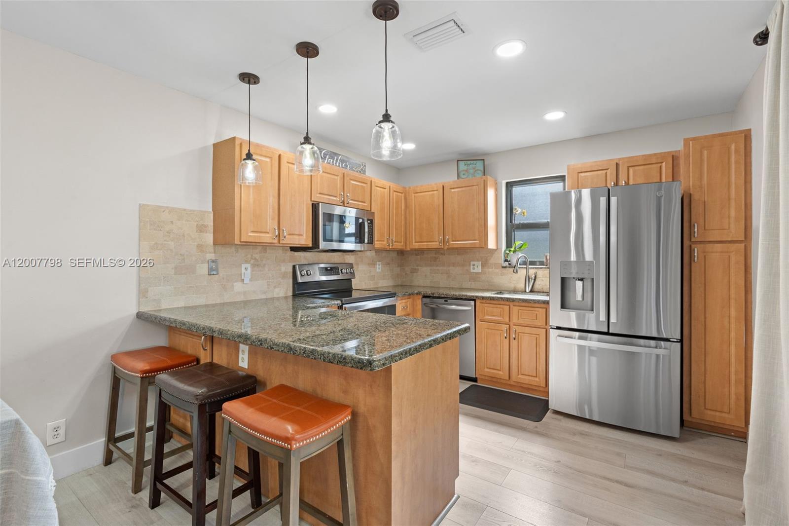 PARKSIDE - Residential