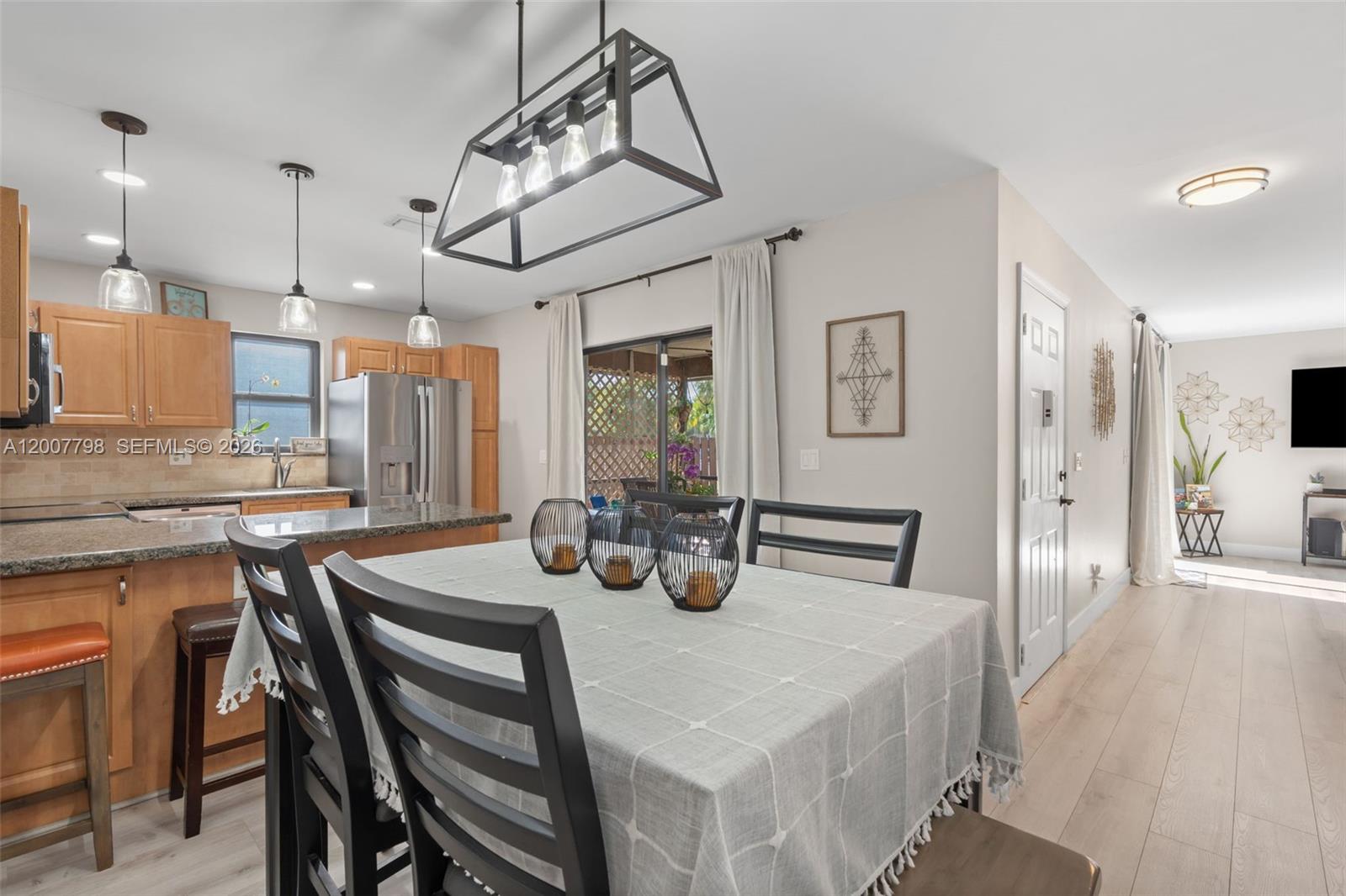 PARKSIDE - Residential