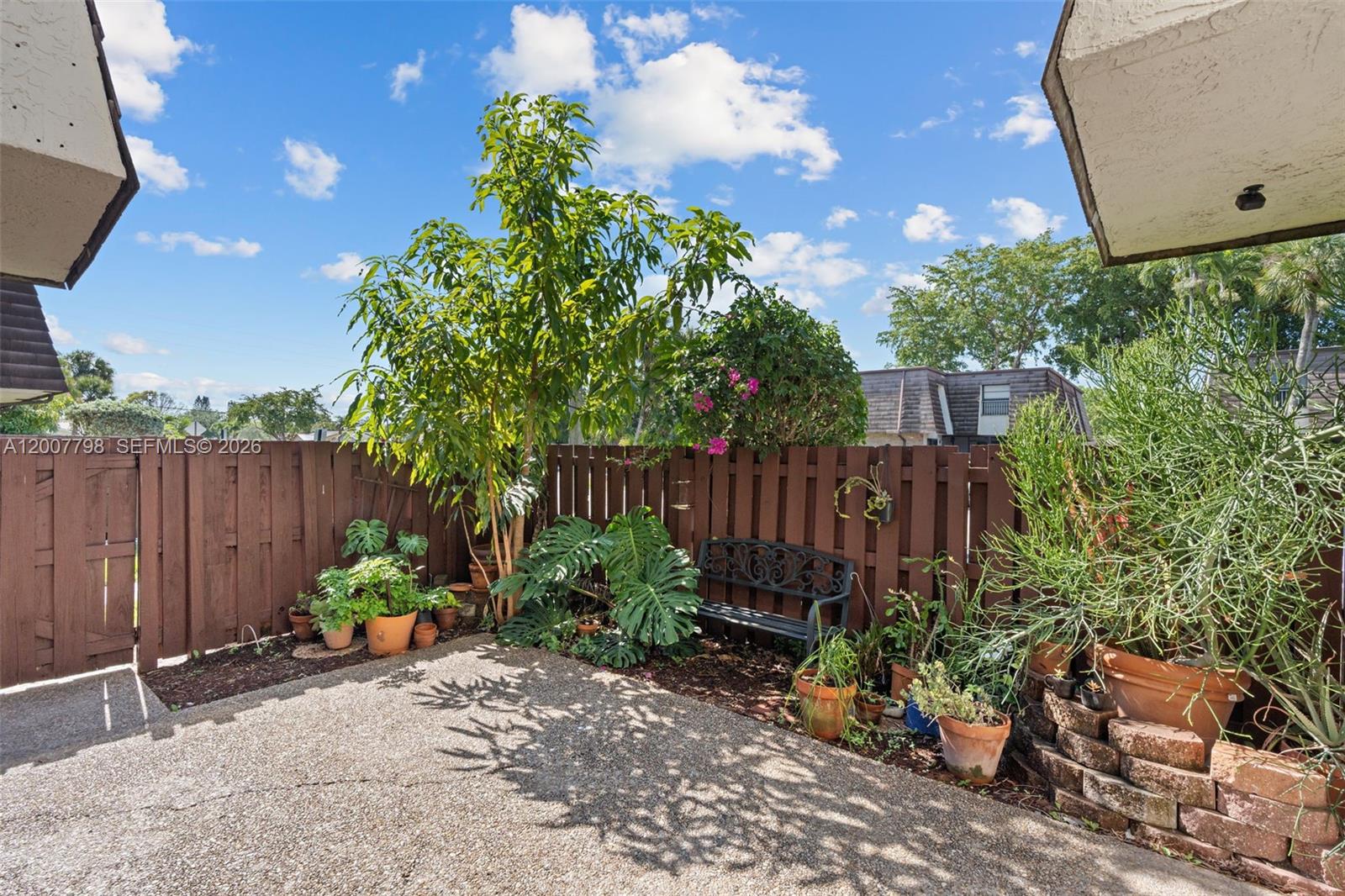 PARKSIDE - Residential