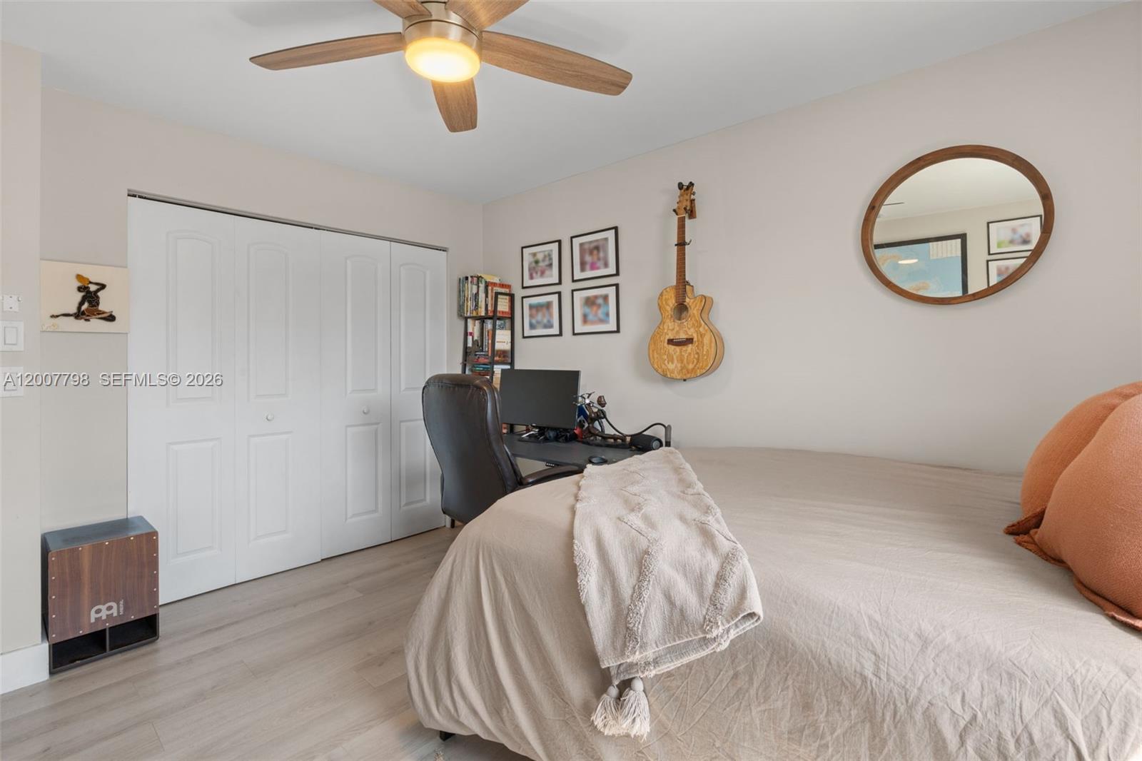 PARKSIDE - Residential