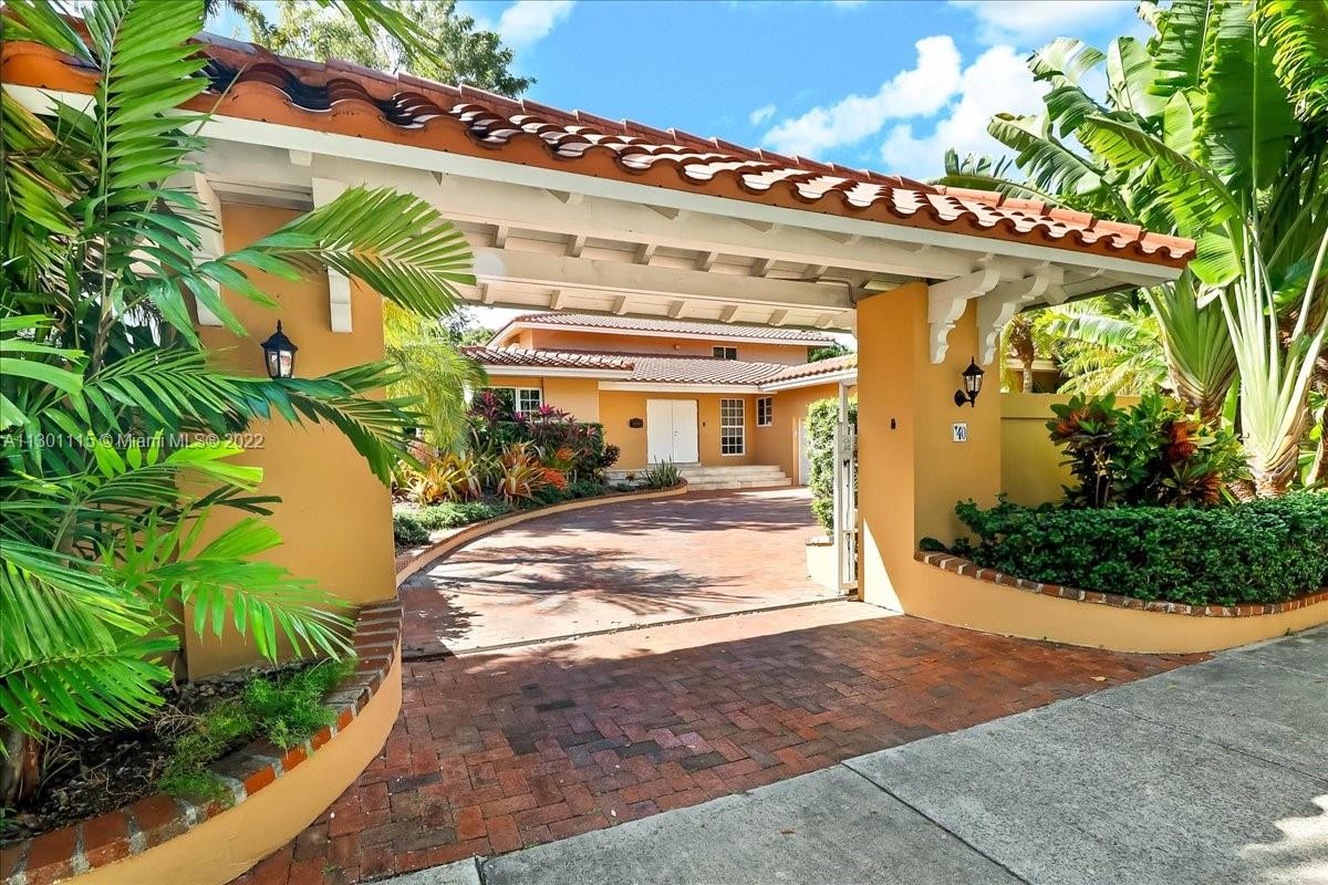 BAY HEIGHTS GROVES - Residential