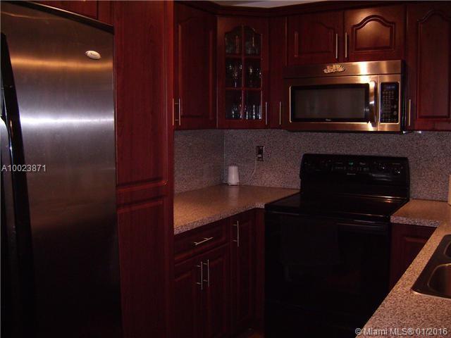 PARKWAY TOWERS - Residential Lease