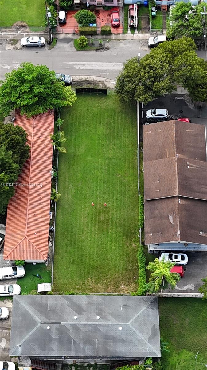 GLENDALE PARK - Land