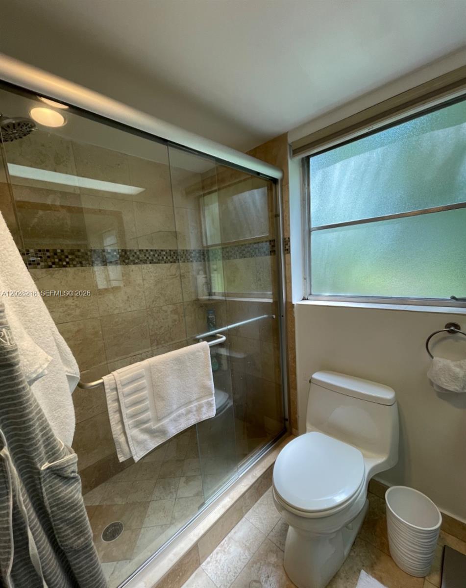 NO 125 PALM-AIRE COUNTRY - Residential Lease