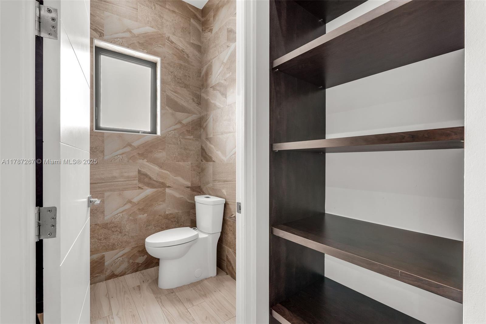 RANCHERO MANORS 2ND ADDN - Residential