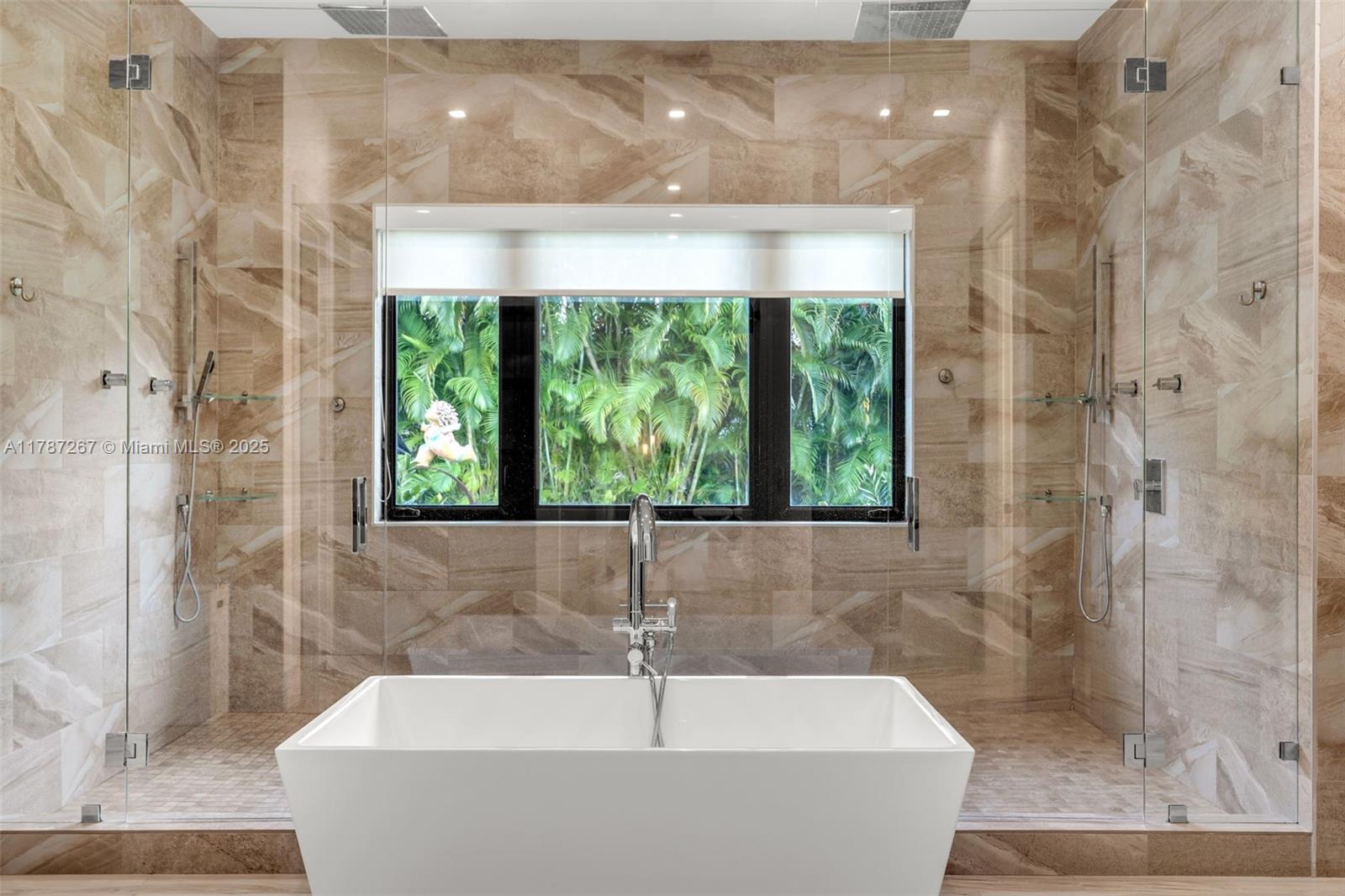 RANCHERO MANORS 2ND ADDN - Residential