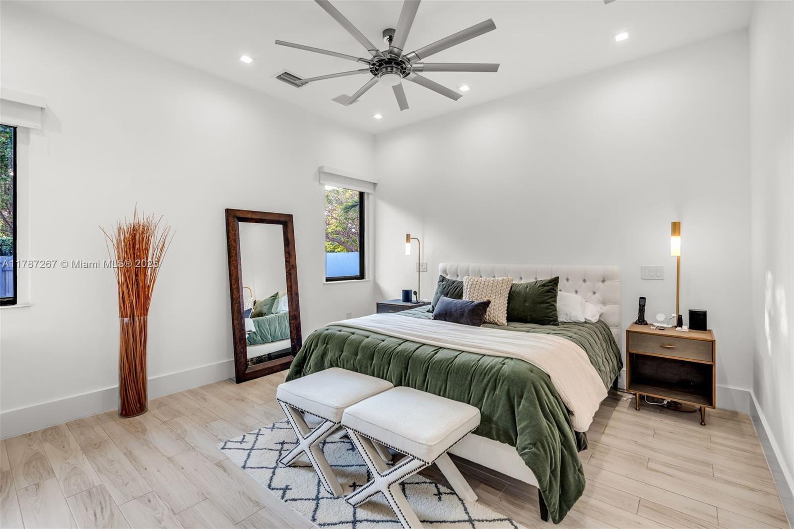 RANCHERO MANORS 2ND ADDN - Residential