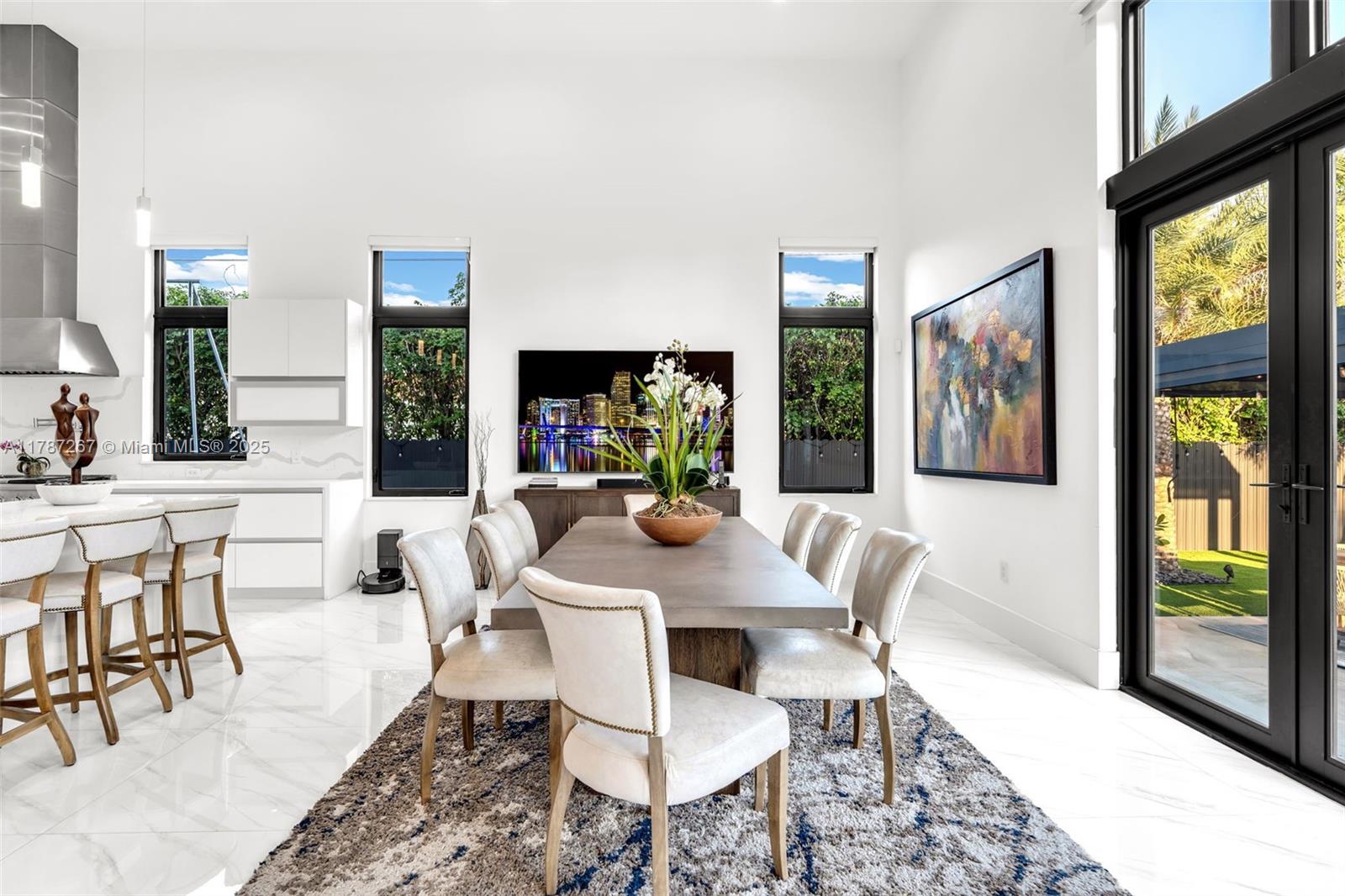 RANCHERO MANORS 2ND ADDN - Residential