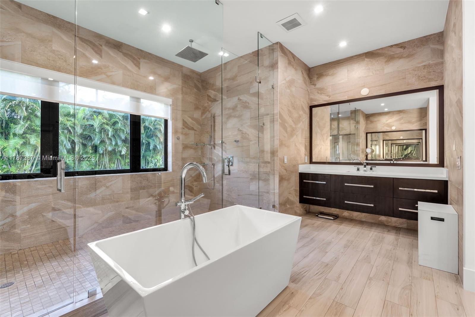 RANCHERO MANORS 2ND ADDN - Residential