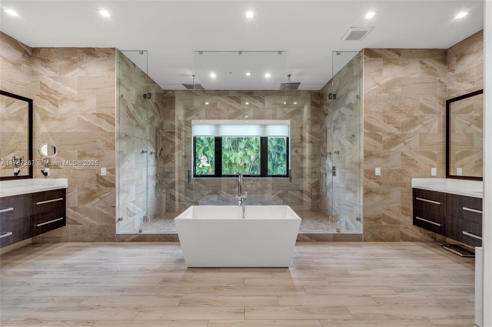 RANCHERO MANORS 2ND ADDN - Residential