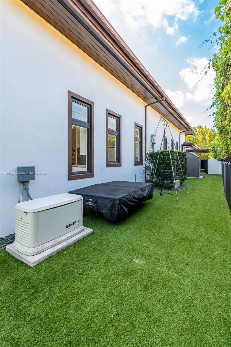 RANCHERO MANORS 2ND ADDN - Residential