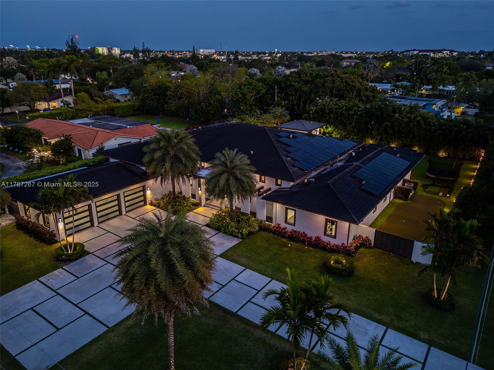 RANCHERO MANORS 2ND ADDN - Residential