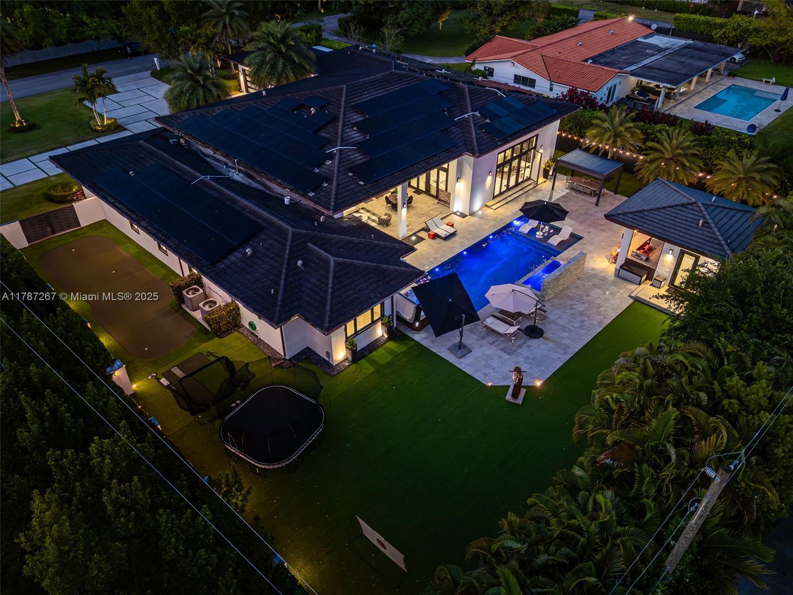 RANCHERO MANORS 2ND ADDN - Residential
