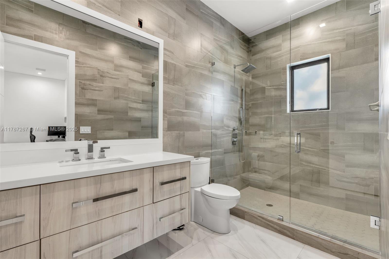 RANCHERO MANORS 2ND ADDN - Residential