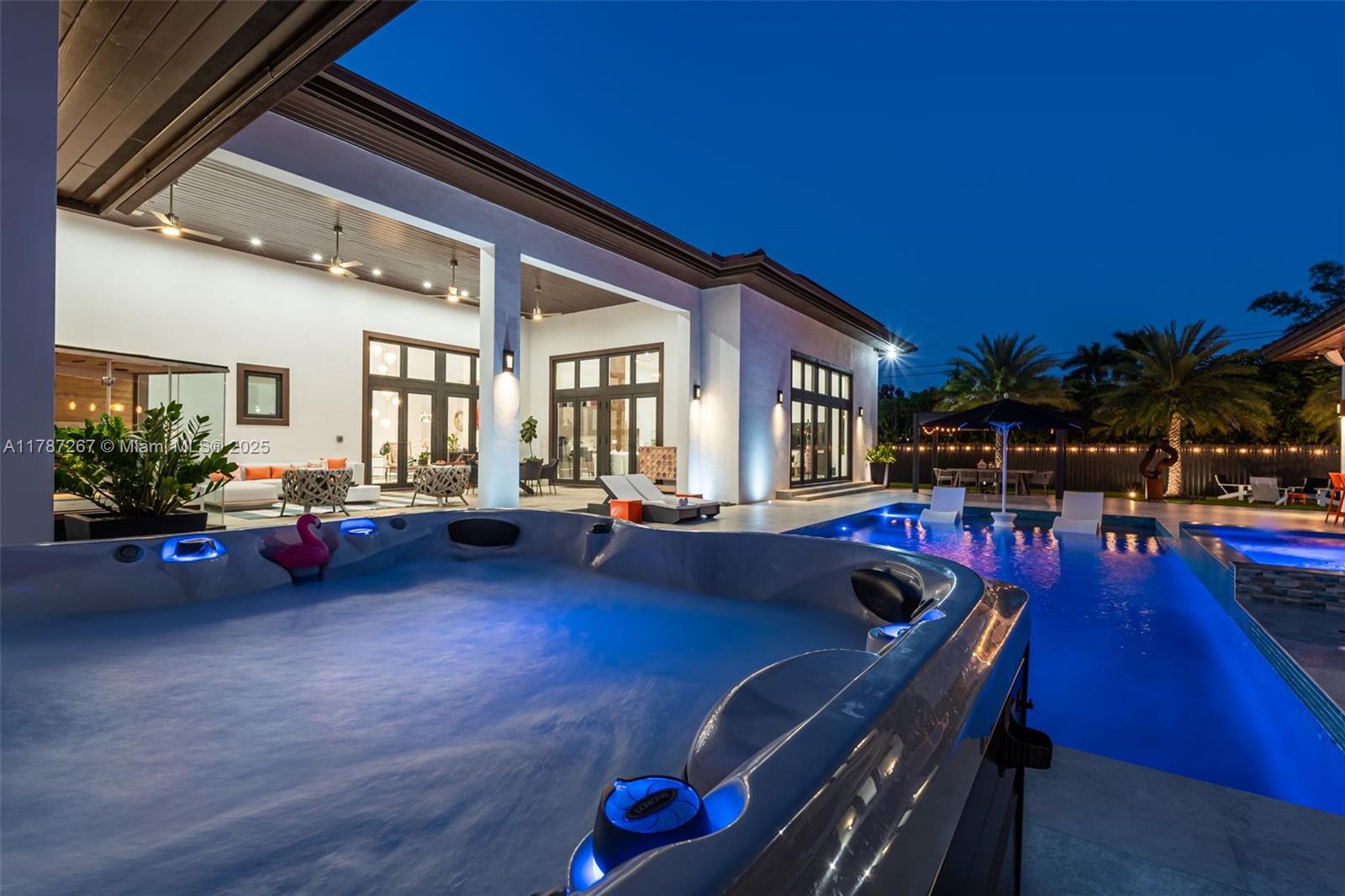 RANCHERO MANORS 2ND ADDN - Residential