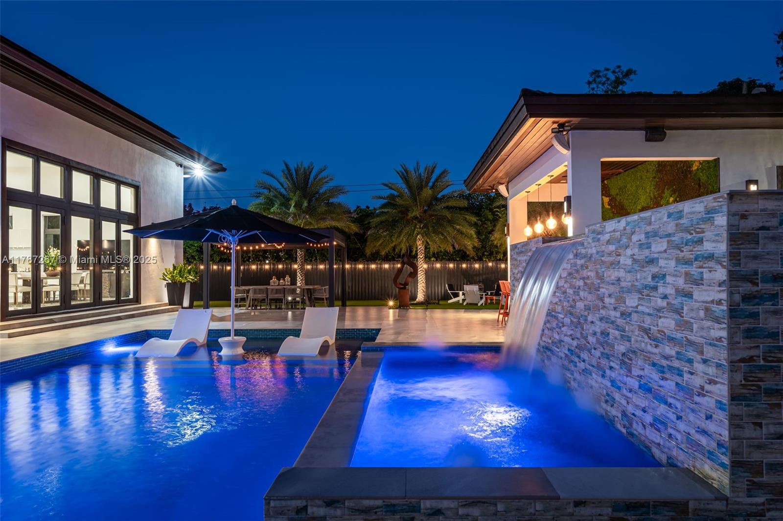 RANCHERO MANORS 2ND ADDN - Residential