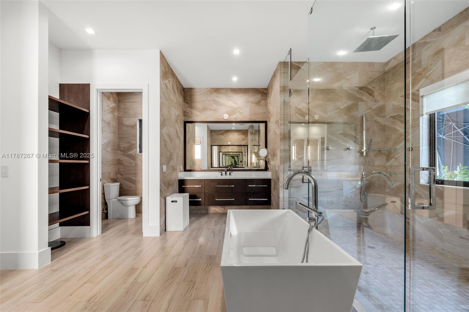RANCHERO MANORS 2ND ADDN - Residential