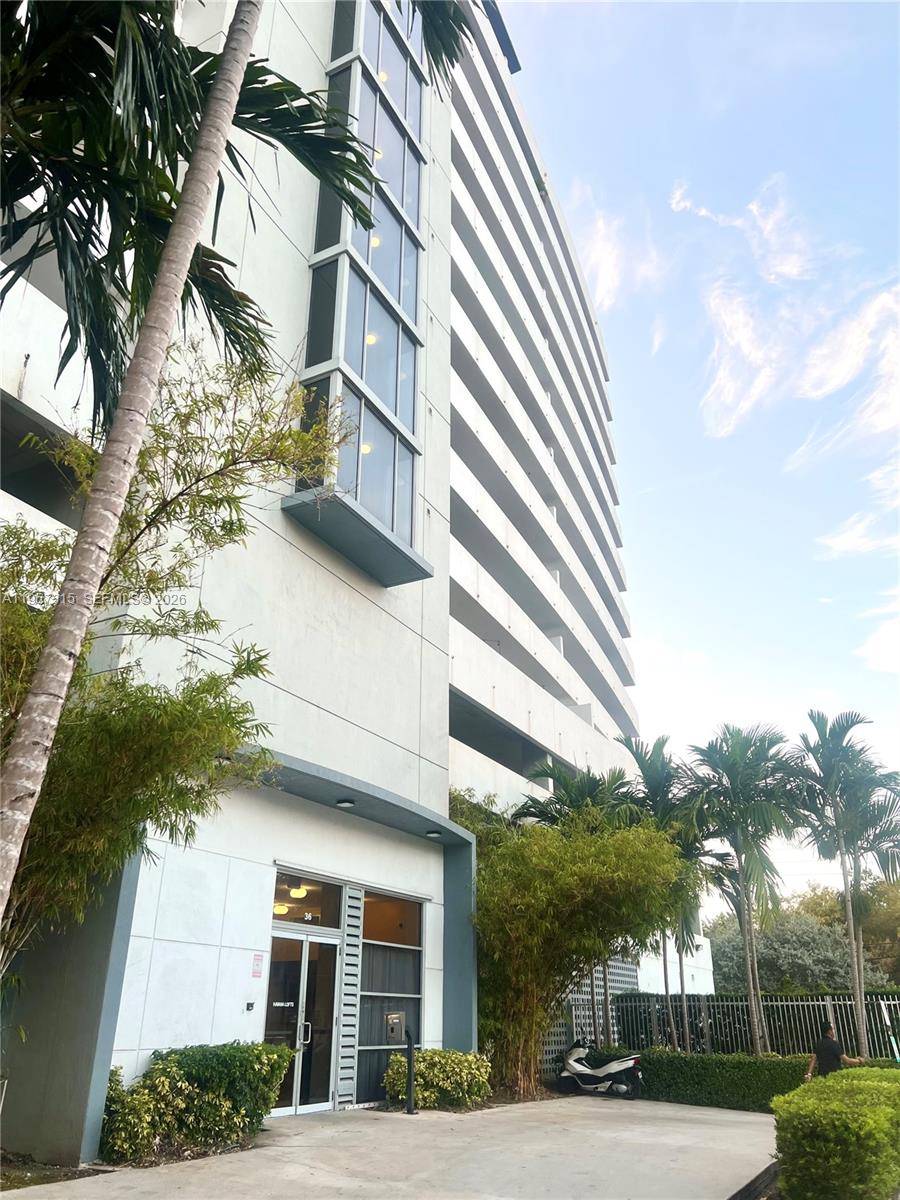 LOCATION! LOCATION! LOCATION! PRICED TO SELL!! MOTIVATED SELLER!
This is the best-priced and lowest-priced unit in the building, offering an exceptional opportunity to own in the highly sought-after Havana Lofts Condominium. Perfect for both end-users and investors, this well-maintained 2-bedroom, 2-bathroom residence features a spacious, functional layout with modern loft-style character and the convenience of an in-unit washer and dryer.
Bright living areas, generous proportions, and an open, spacious design make this home comfortable, practical, and easy to rent. The building is centrally located with quick access to Downtown Miami, Wynwood, the Design District, Miami Beach, and major highways, placing you in the heart of one of Miami’s most dynamic and rapidly growing areas.
Motivated seller — priced aggressively for a fast sale. Ideal as a primary residence, second home, or income-producing investment. Opportunities like this in Havana Lofts are rare.
Don’t miss out and schedule your showing today before it’s gone!