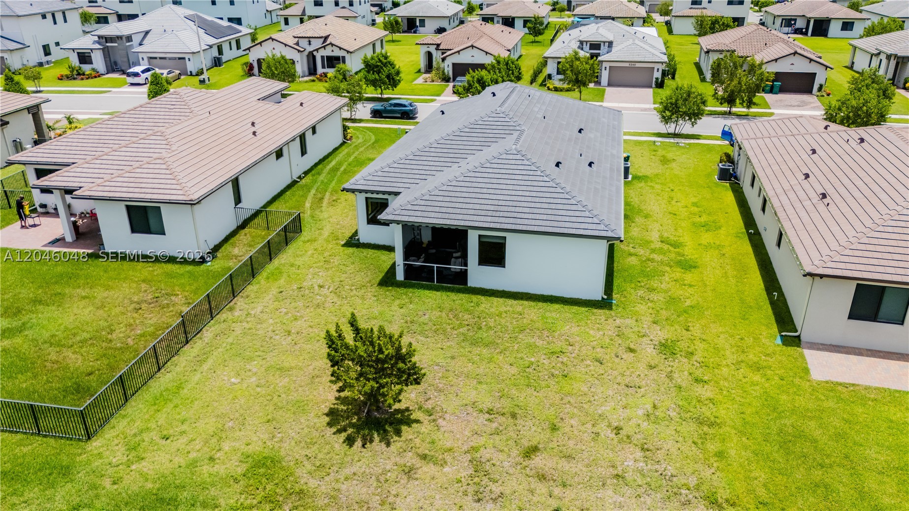 MAPLE RIDGE - Residential