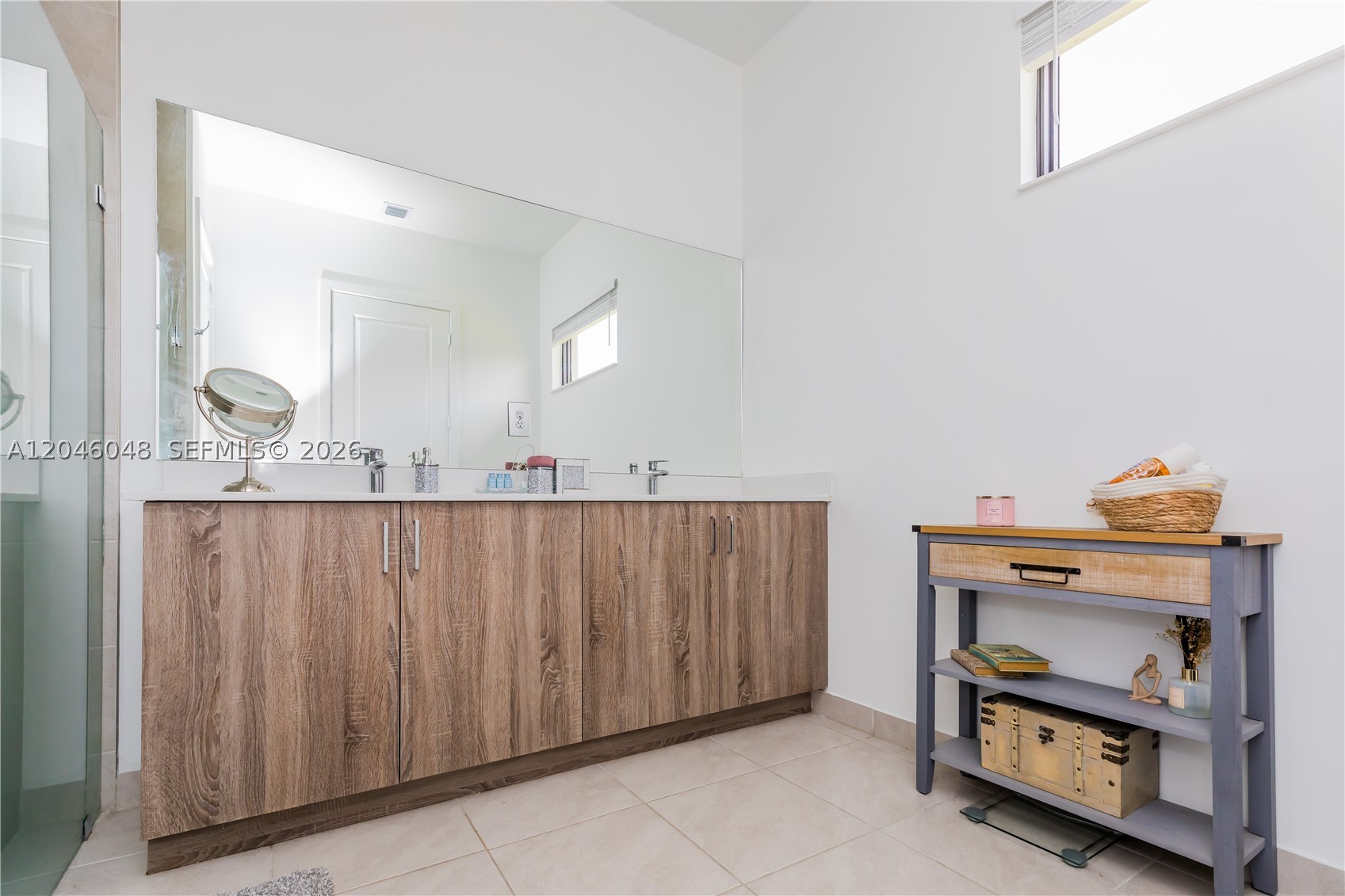 MAPLE RIDGE - Residential
