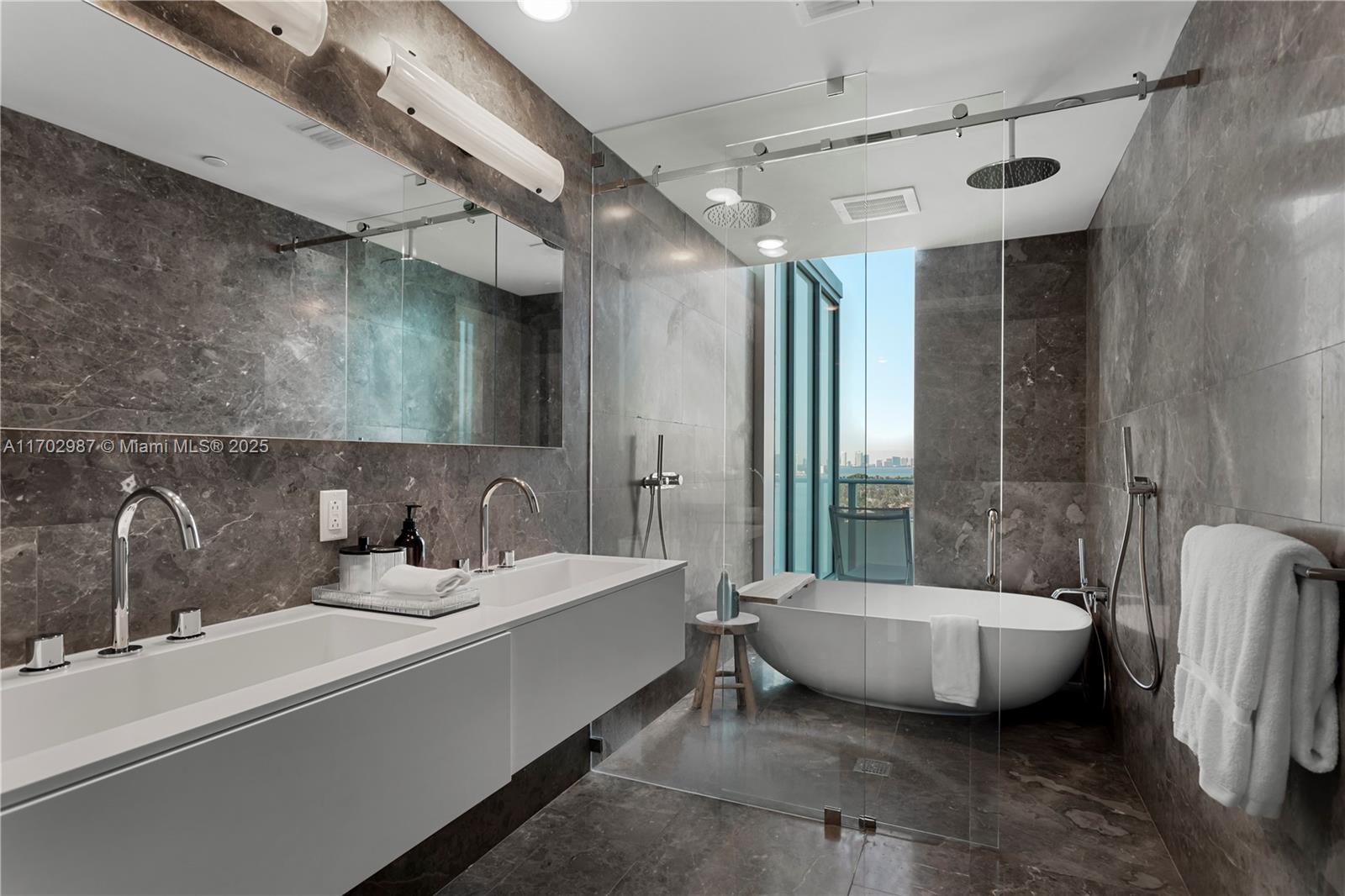 AMD PL OF 2ND OCEAN FRONT - Residential