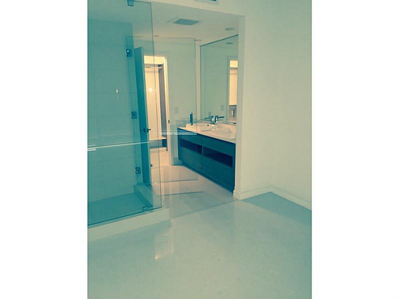ICON BAY - Residential Lease