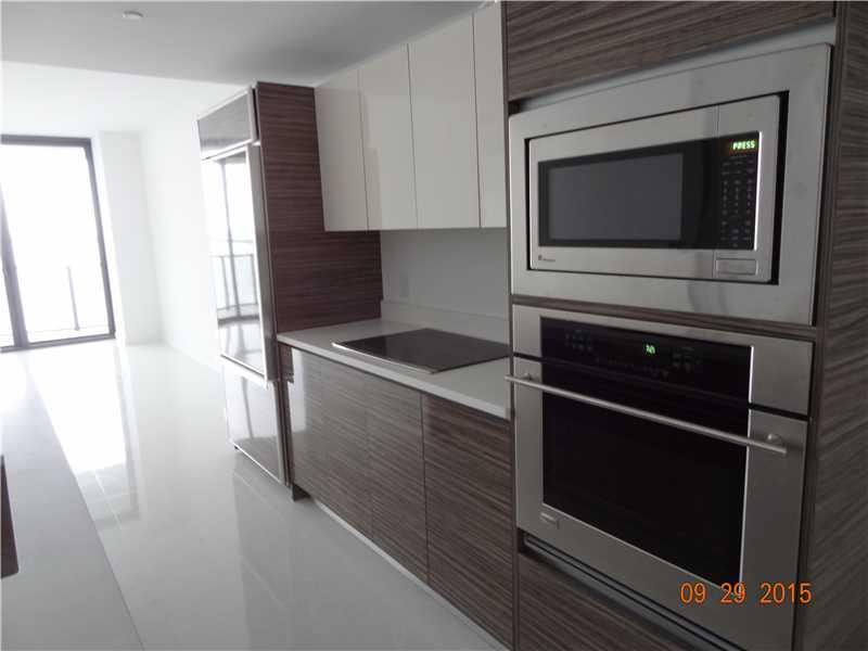 ICON BAY - Residential Lease