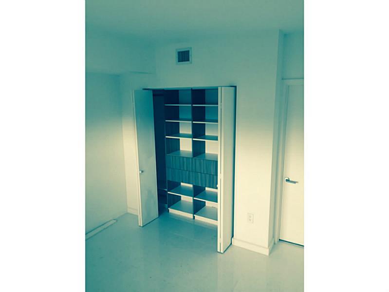 ICON BAY - Residential Lease