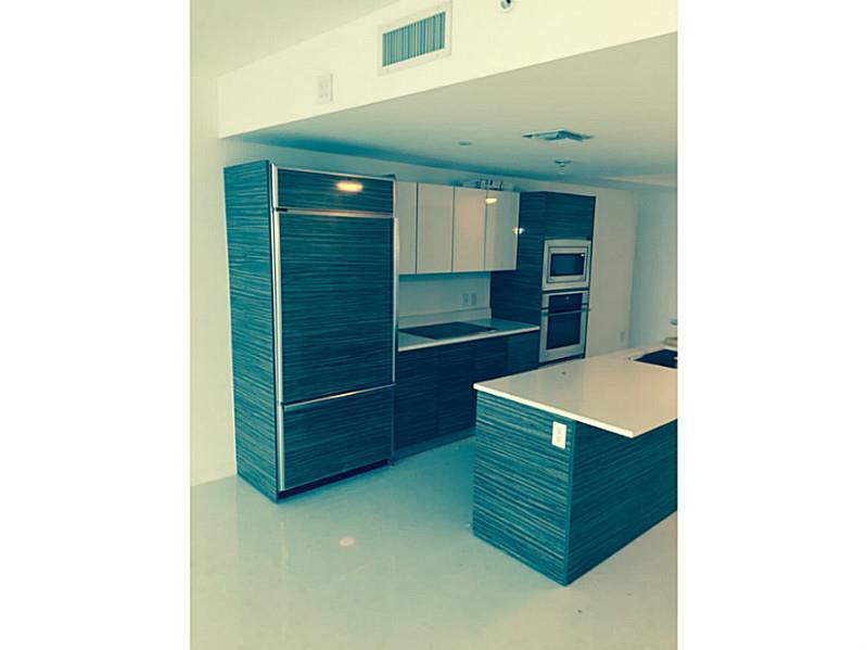 ICON BAY - Residential Lease