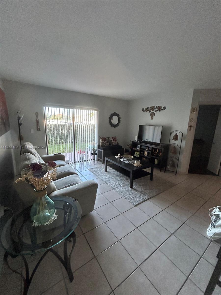 PALMS OF PEMBROKE CONDO - Residential