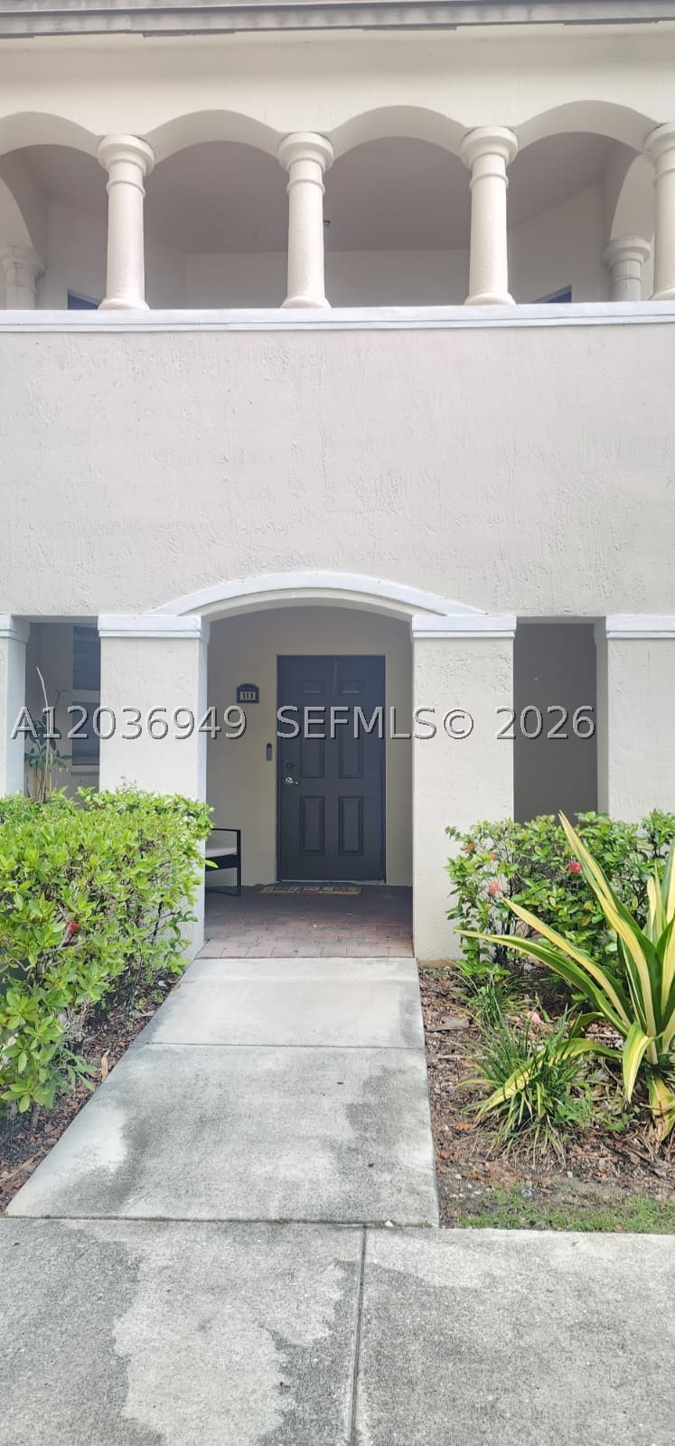 ST MORITZ AT DORAL CONDO - Residential Lease