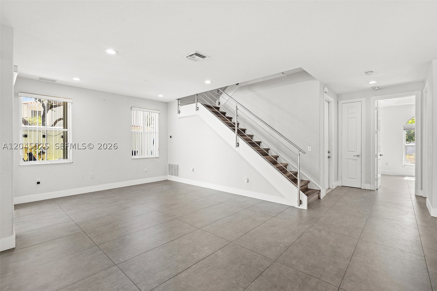 THREE ISLANDS 3RD SECTION - Residential