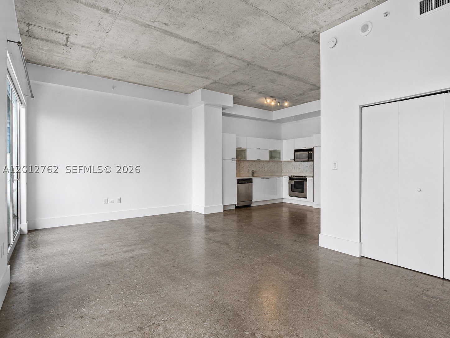 THE LOFT DOWNTOWN II COND - Residential