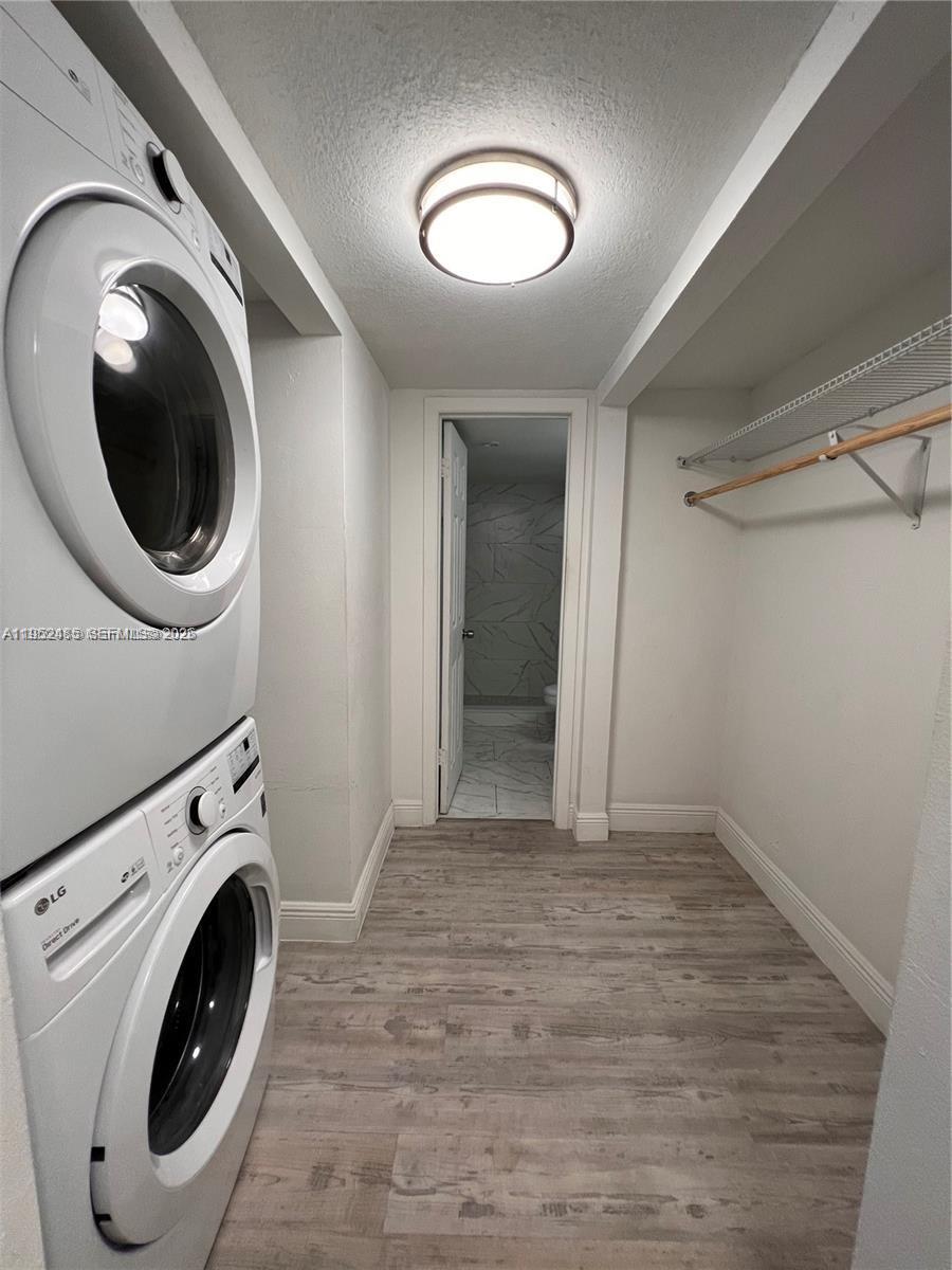 PARKWAY GROVE CONDO PAR - Residential