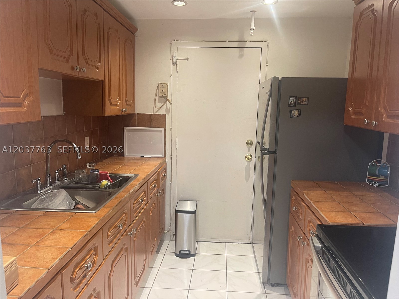 VECINO DEL MAR CONDO - Residential