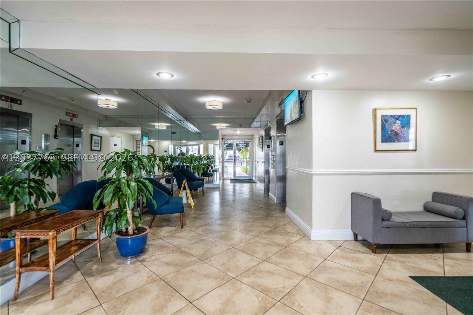 VECINO DEL MAR CONDO - Residential