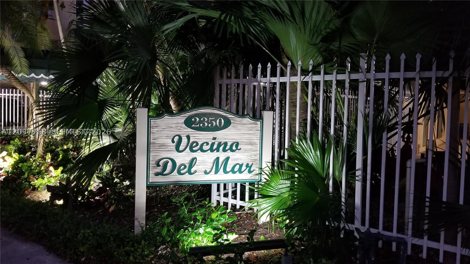 VECINO DEL MAR CONDO - Residential