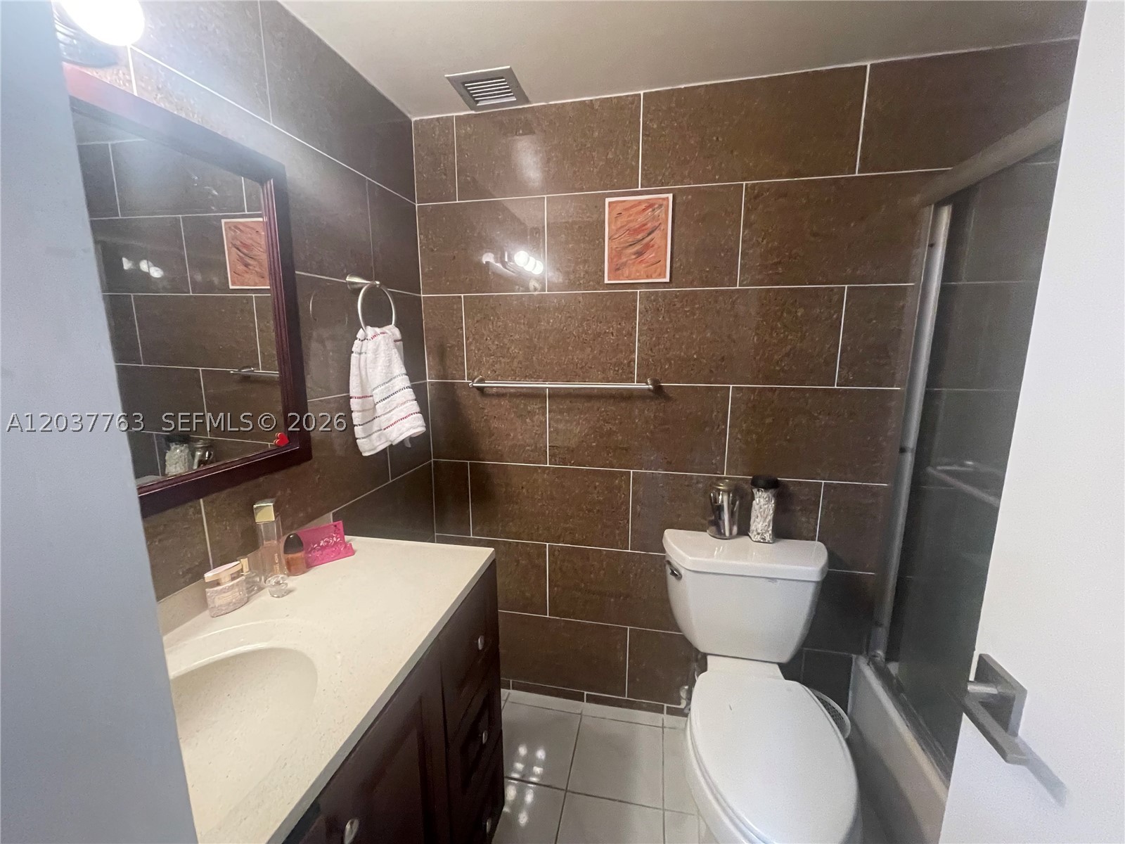 VECINO DEL MAR CONDO - Residential