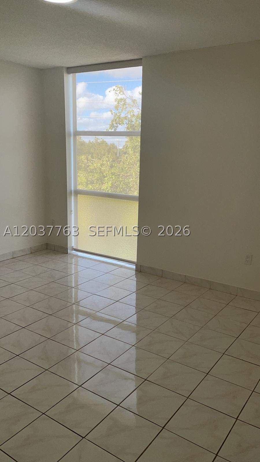 VECINO DEL MAR CONDO - Residential