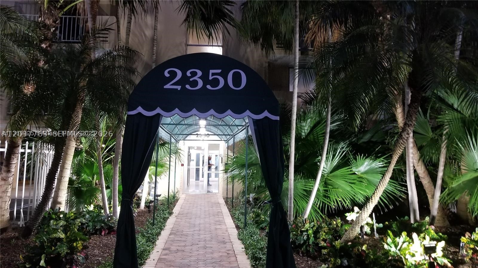 VECINO DEL MAR CONDO - Residential