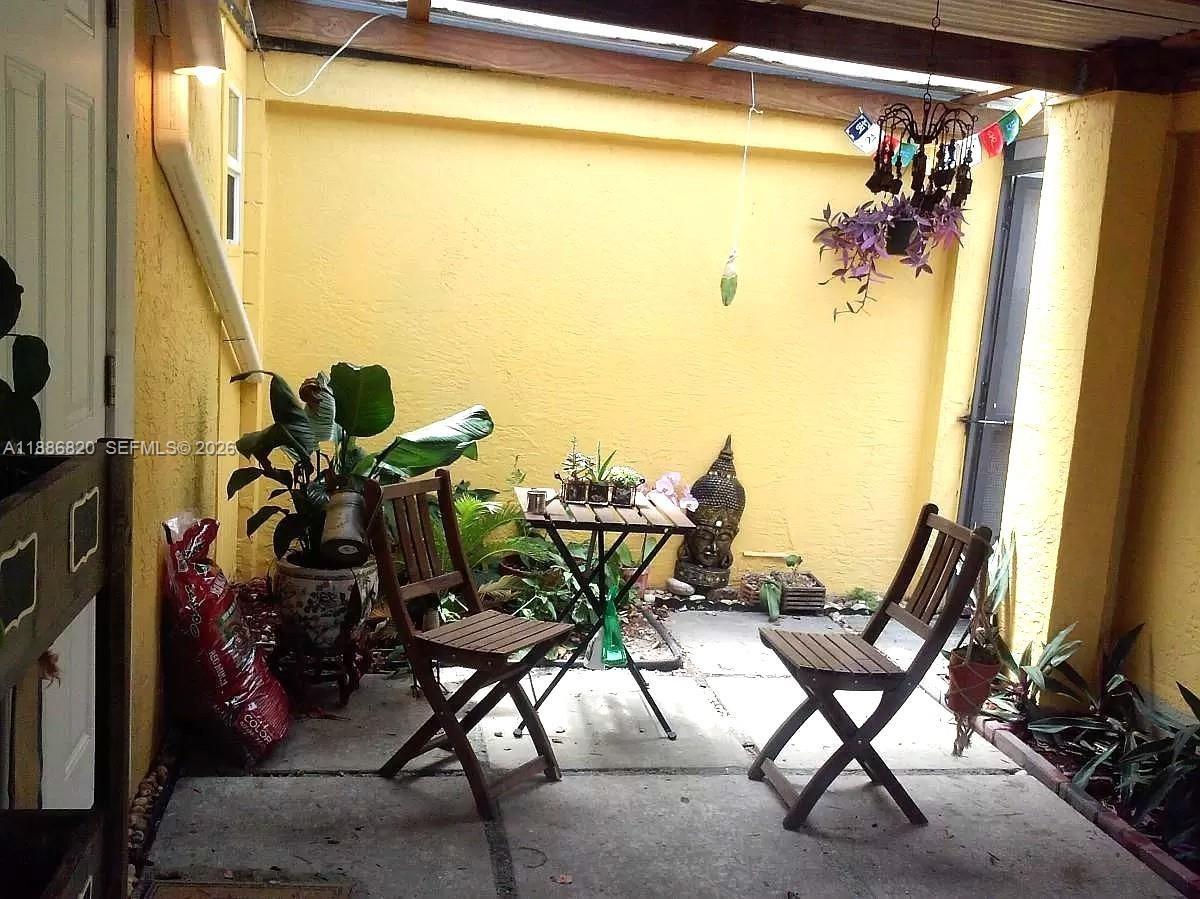 Coral Ridge Isles 45-47 B - Residential Income