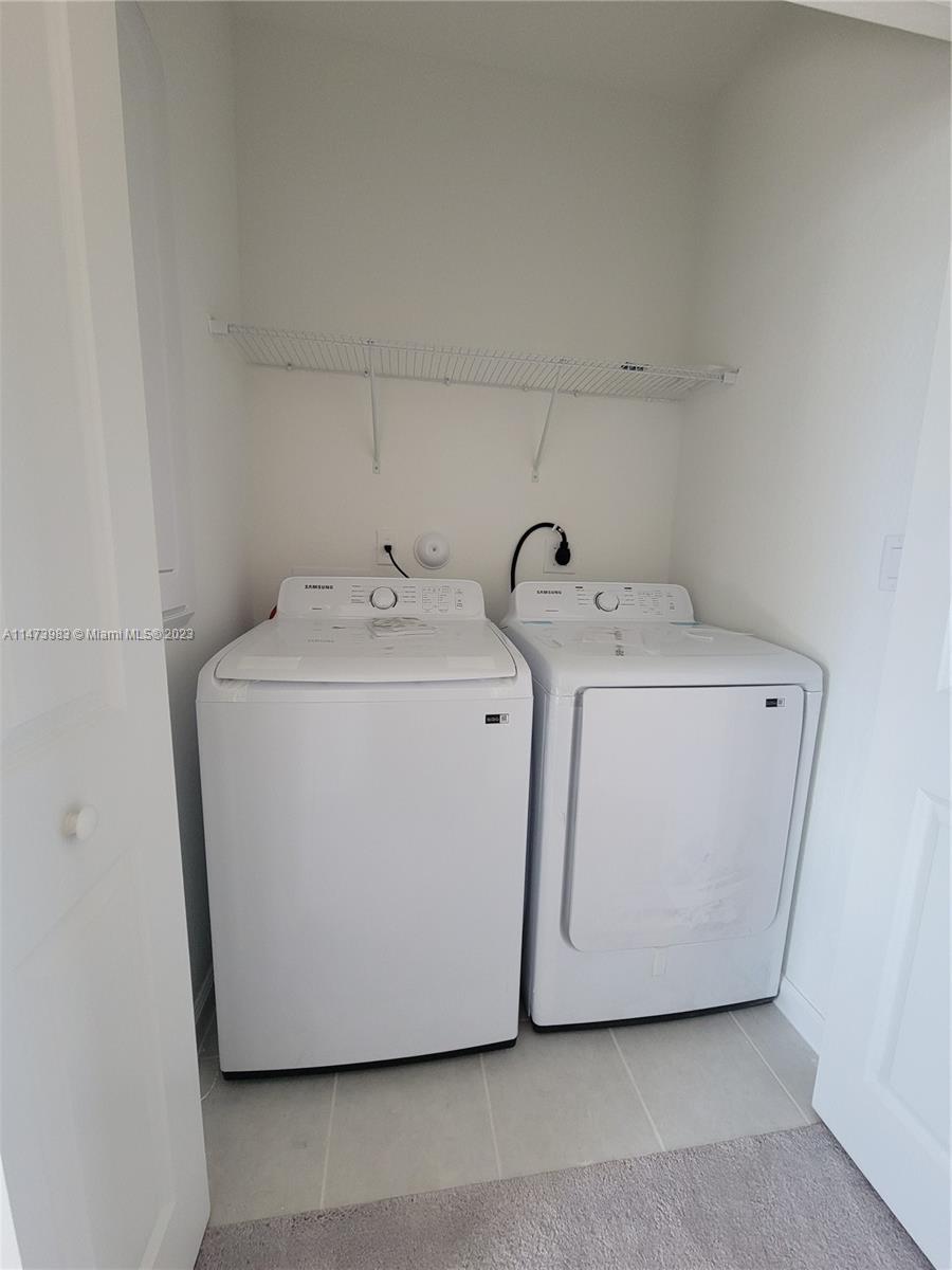 KEYS GATE RESIDENTIAL - Residential Lease