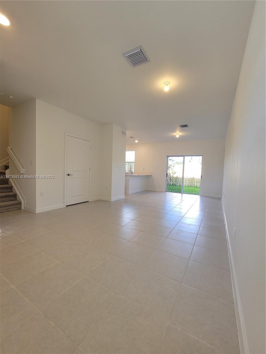 KEYS GATE RESIDENTIAL - Residential Lease