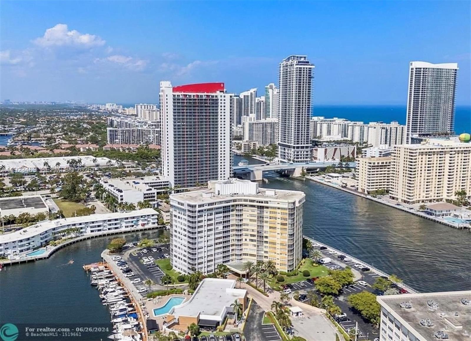 LAKE POINT TOWER CONDOMIN - Residential