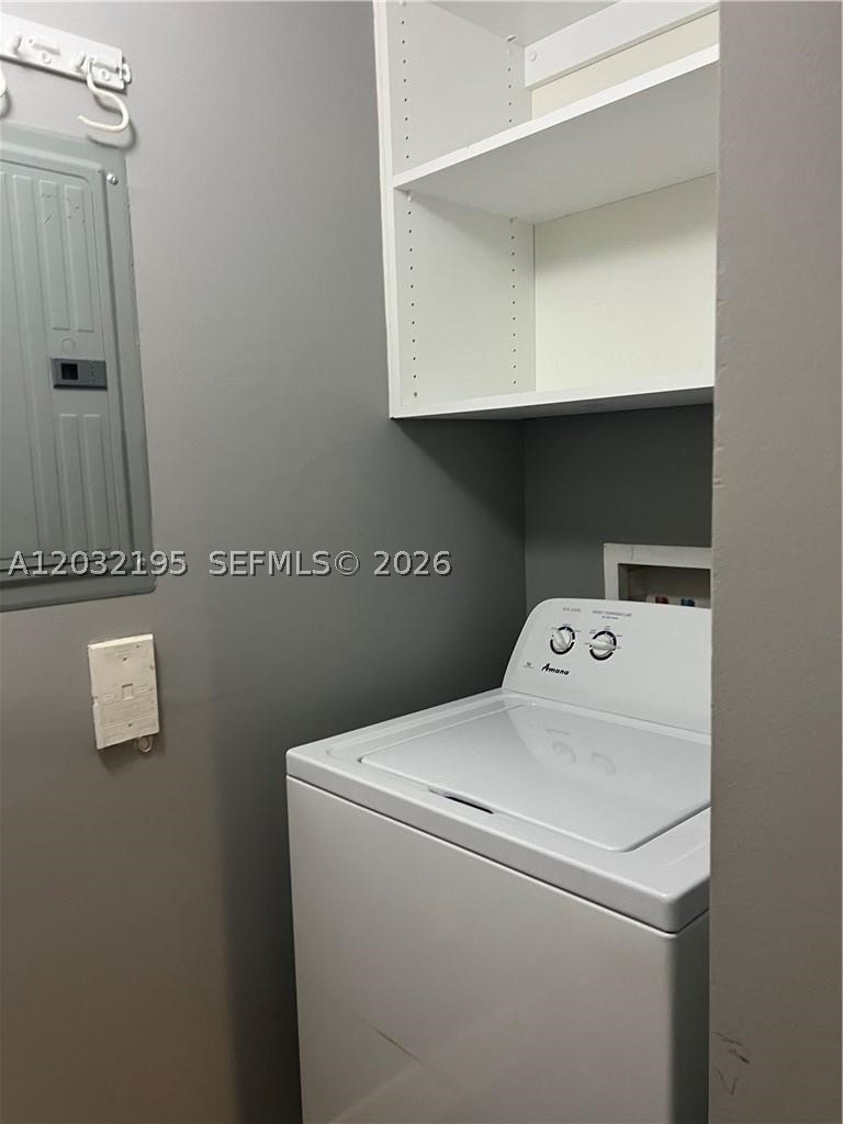 PALMS POINT CONDO - Residential Lease