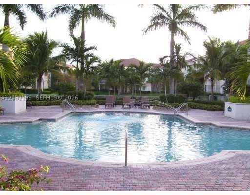 PALMS POINT CONDO - Residential Lease