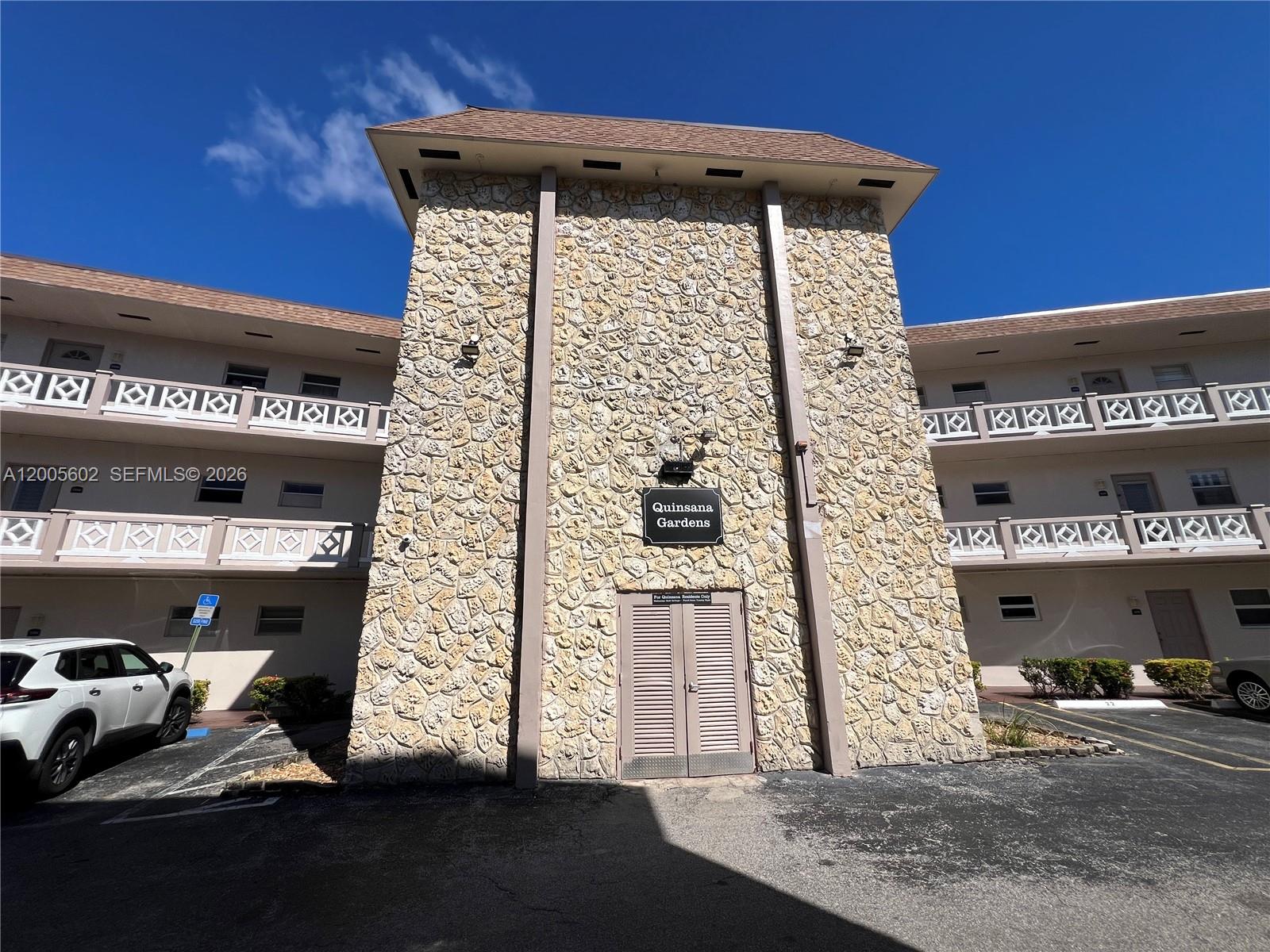 QUINSANA GARDENS CONDO - Residential