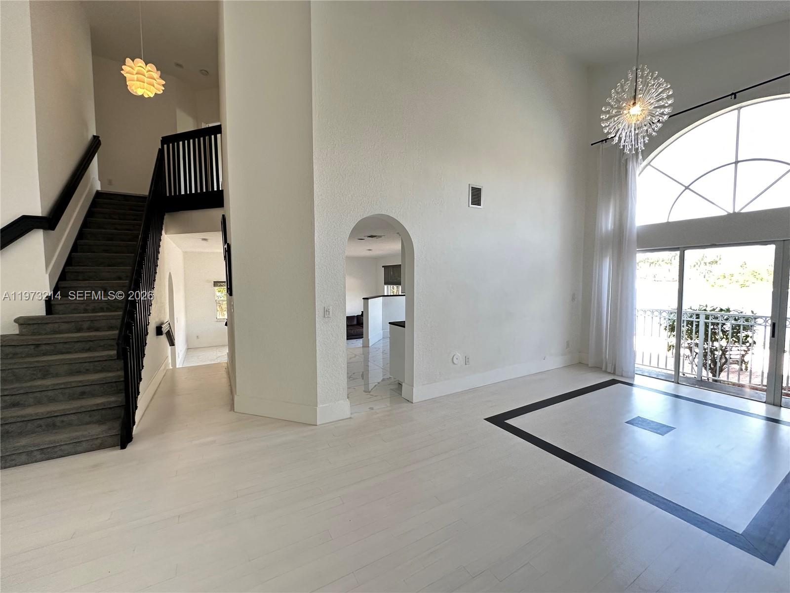 DORAL ISLES-ANTILLES - Residential
