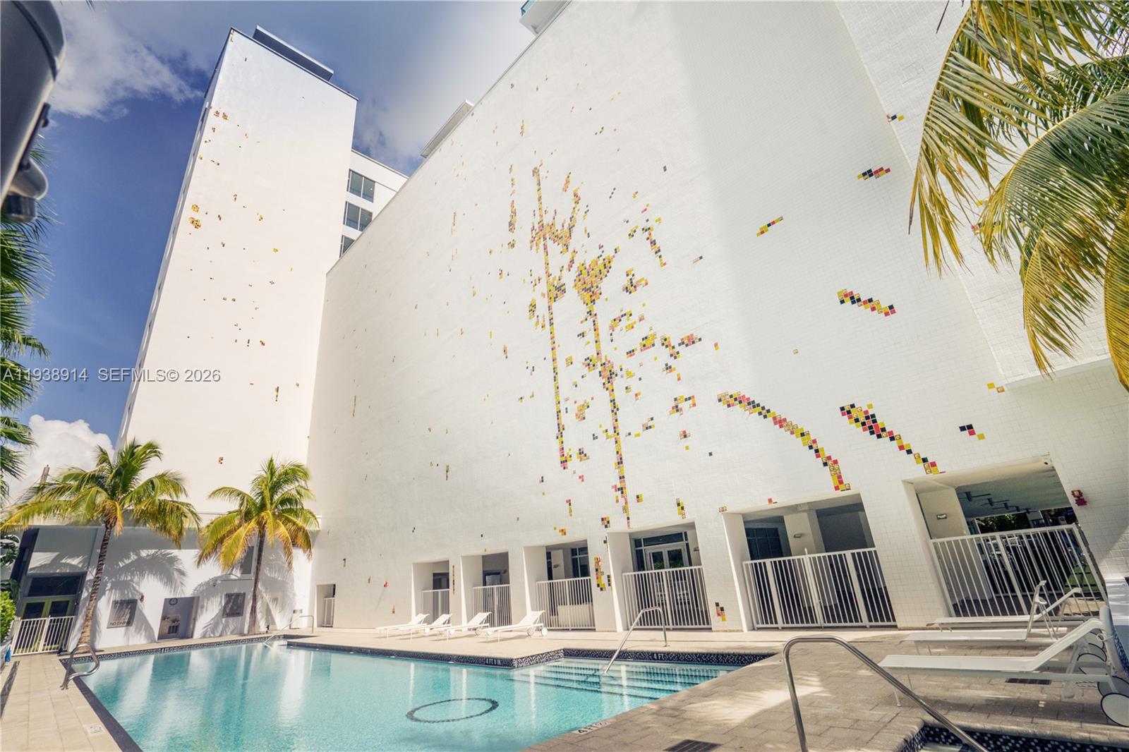 SPEAR AT AQUA CONDO - Residential